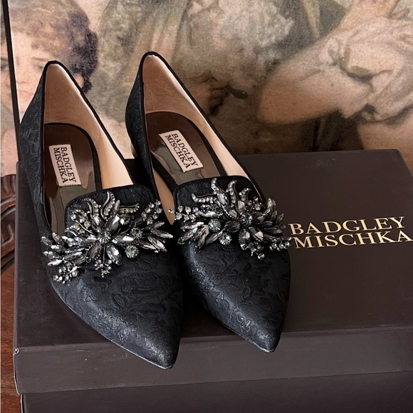 Badgley Mischka Women's Mandy Loafer Flat - New in Box - Size 6 - Picture 12 of 14
